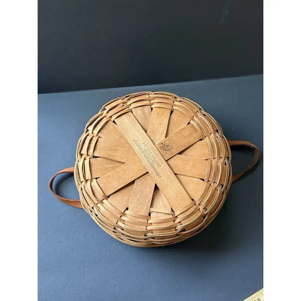 Longaberger Darning Basket, Round, Leather Handles, 9.5” Diameter. 4” Deep